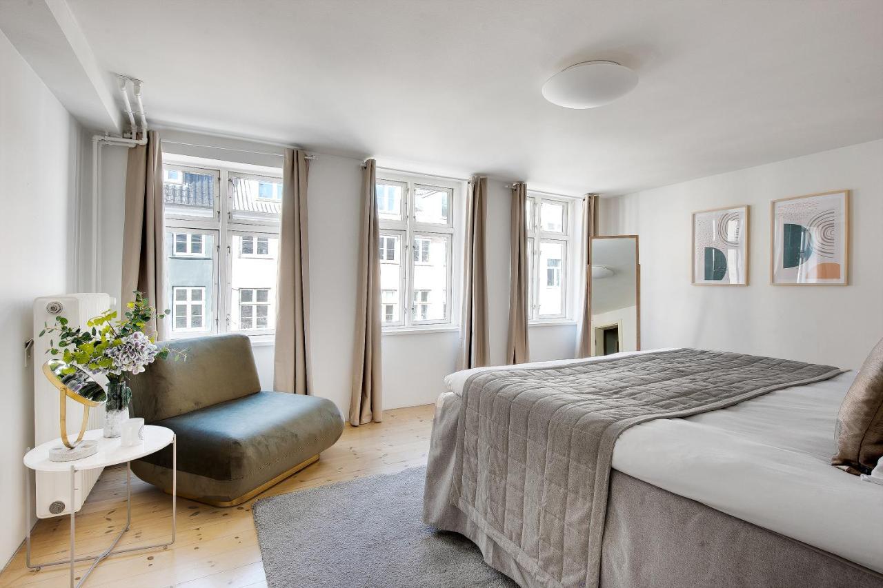 Sanders Main - Endearing Two-Bedroom Duplex Apartment With A Balcony Next To Magical Nyhavn โคเปนเฮเกน ภายนอก รูปภาพ
