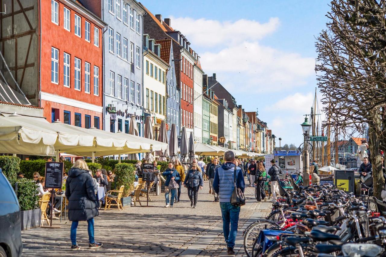 Sanders Main - Endearing Two-Bedroom Duplex Apartment With A Balcony Next To Magical Nyhavn โคเปนเฮเกน ภายนอก รูปภาพ